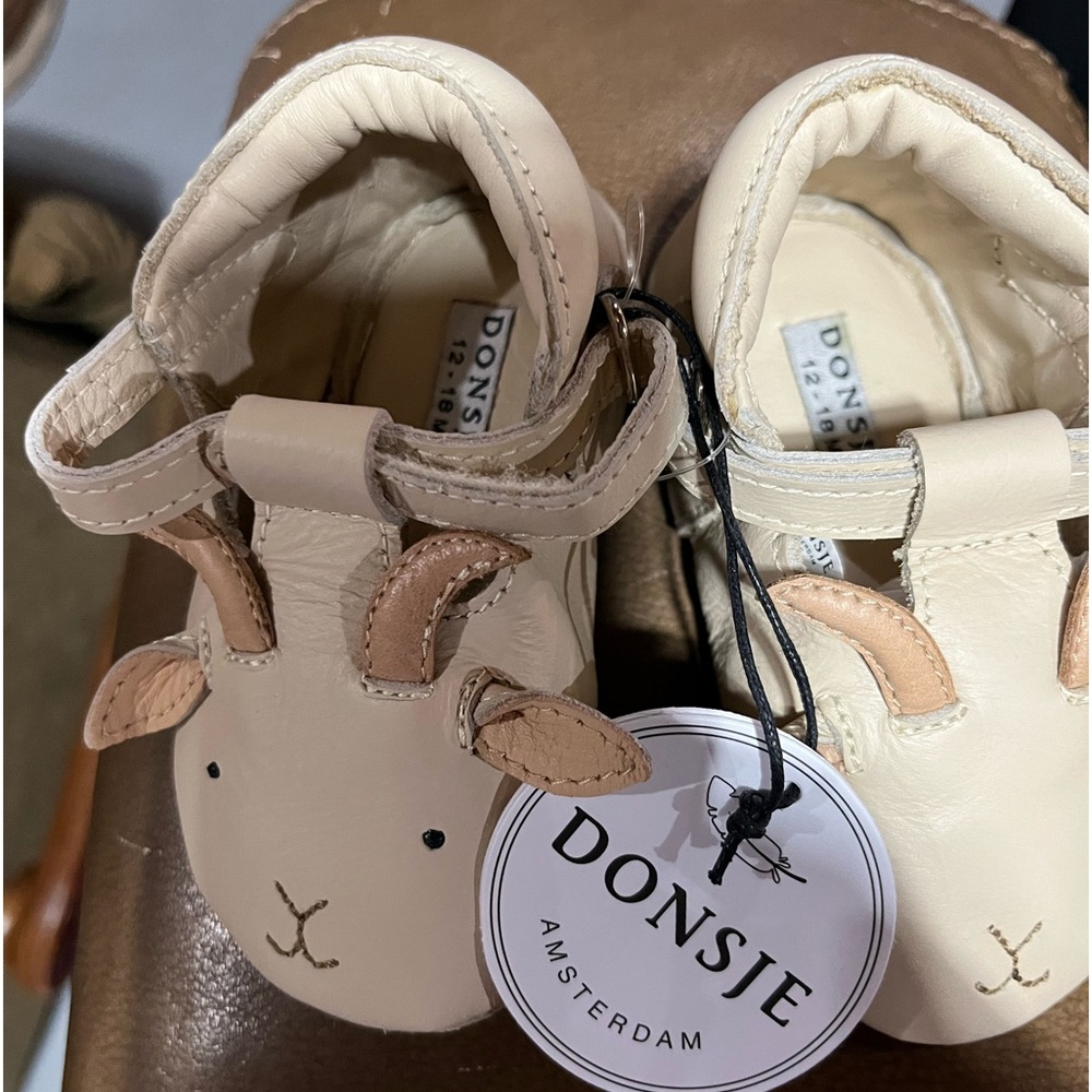 DONSJE AMSTERDAM shoes. New with tag.